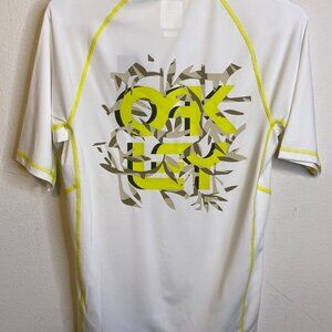 NEW OAKLEY White Camo Graphic Rashguard Swim Shirt Hydrolix Short Sleeve Size XS